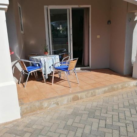 Montagu Apartment Flic en Flac Екстер'єр фото